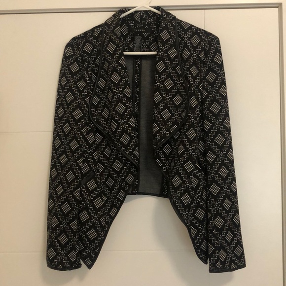 Sandro Jackets & Blazers - Sandro Black & White Patterned Draped Blazer